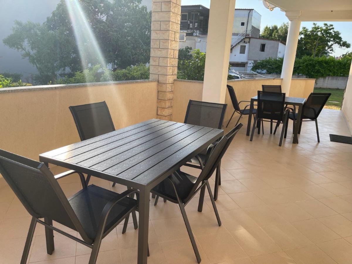 Apartments Demarin 梅杜林 外观 照片